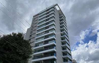 Imagem: O depósito possui 2 Vagas na garagem, 98m² de Área e está