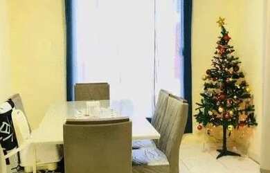 Imagem: A casa em condomínio possui 1 Dormitório, 2 Banheiros, 1 Vaga