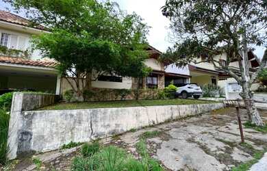 Imagem: A casa em condomínio possui 3 Dormitórios, 2 Banheiros, 2