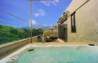 Imagem 9: Cobertura linda Jardim Oceânico para aluguel e venda possui 360 metros quadrados com 4 qua