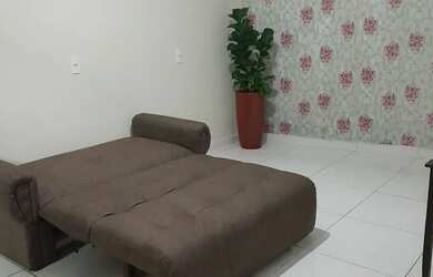 Imagem: A casa possui 2 Dormitórios, 3 Banheiros, 1 Vaga na garagem