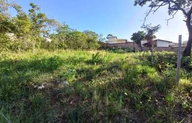 Imagem: O terreno possui 360m² de Área e está localizado em Portal