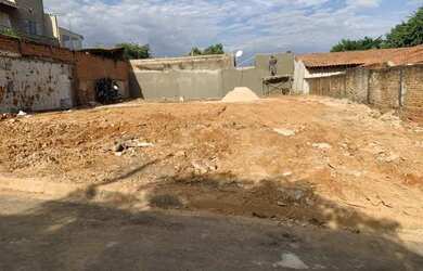 Imagem: O terreno possui 315m² de Área e está localizado em Conjunto