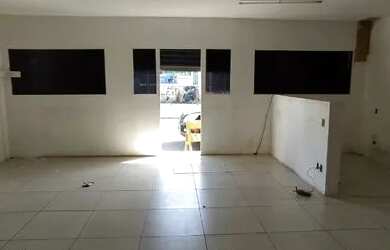 Imagem 5: Madureira Loja Frente Pça Lavradores lado UPA Intendente Magalhães