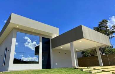 Imagem: A casa em condomínio possui 4 Dormitórios, 4 Banheiros, 2