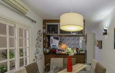 Imagem 7: casa sobrado no Bosque em avenida Vale a pena ver as fotos