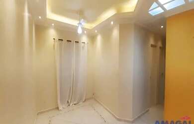 Imagem: O apartamento possui 3 Dormitórios, 2 Banheiros, 2 Vagas na