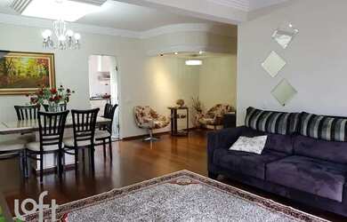 Imagem: O apartamento possui 4 Dormitórios, 4 Banheiros, 2 Vagas na