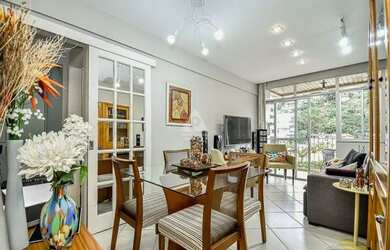 Imagem: O apartamento possui 1 Dormitório, 2 Banheiros, 1 Vaga na garagem