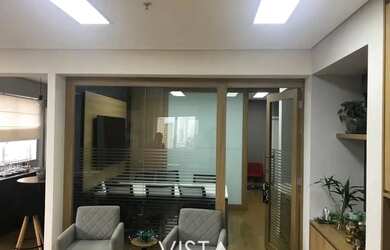 Imagem: O depósito possui 1 Vaga na garagem e 85m² de Área e está