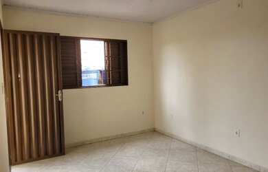 Imagem 4: Casa no Arapoanga enfrente ao Moda da Casa