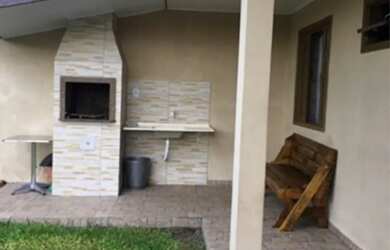 Imagem 8: Casa Temporada. Piscina, Churrasqueira, Acomodam 8 pessoaseImóvel novo