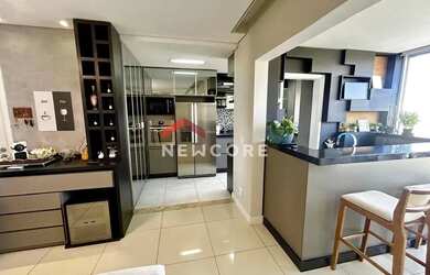 Imagem: O apartamento possui 2 Dormitórios, 2 Banheiros, 2 Vagas na