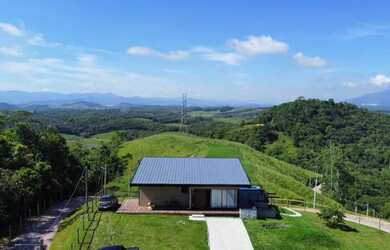 Imagem 5: Casa Alto Padrão em Área Rural Vista Surreal Porteira Fechada