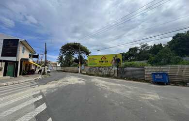 Imagem: O terreno possui 612m² de Área e está localizado em Praia