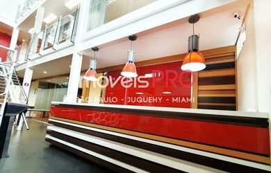 Imagem: O depósito possui 5 Vagas na garagem, 620m² de Área e está