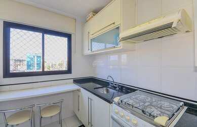 Imagem 5: Apartamento no Alto da Glória com 3 dormitórios e 2 vagas de garagem