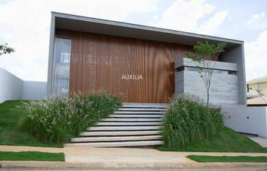 Imagem: A casa em condomínio possui 4 Dormitórios, 5 Banheiros, 4