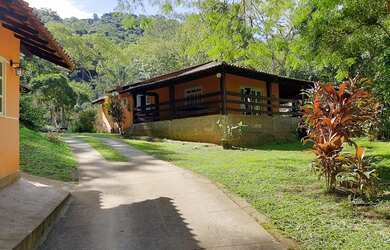 Imagem 2: Propriedade encantadora pronta para hotel fazenda rica em água