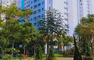 Imagem: O apartamento possui 2 Dormitórios, 1 Banheiro, 1 Vaga na garagem