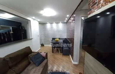 Imagem: O apartamento possui 2 Dormitórios, 1 Banheiro, 1 Vaga na garagem