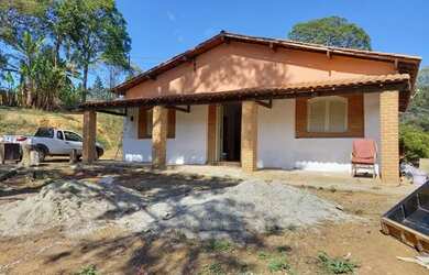 Imagem: A fazenda possui 1.600m² de Área e está localizado em Mairinque