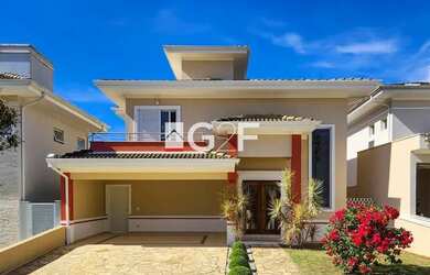 Imagem: A casa em condomínio possui 3 Dormitórios, 5 Banheiros, 4