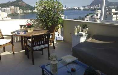 Imagem: O apartamento na cobertura possui 3 Dormitórios, 5 Banheiros