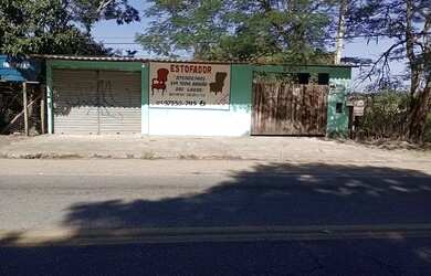 Imagem: A casa possui 2 Dormitórios, 1 Banheiro, 2 Vagas na garagem