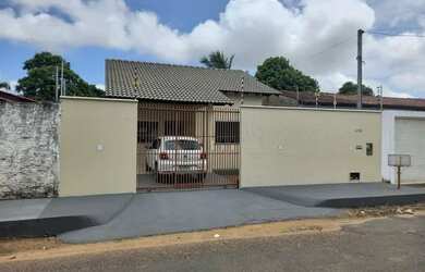 Imagem: A casa para alugar possui 2 Dormitórios, 1 Banheiro e 1 Vaga