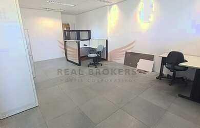 Imagem 5: Sala comercial mobiliada p locação em Alphaville com infraestrutura...