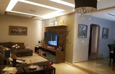 Imagem: A casa possui 3 Dormitórios, 3 Banheiros, 2 Vagas na garagem