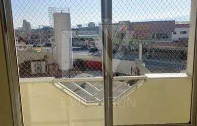 Imagem: O apartamento possui 3 Dormitórios, 1 Banheiro, 1 Vaga na garagem