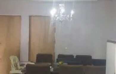 Imagem 5: Vendo casa. 240m² de Área, 3 Vagas na garageme2 Dormitórios