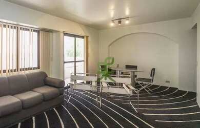 Imagem: O apartamento possui 4 Dormitórios, 3 Banheiros, 3 Vagas na