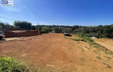 Imagem: O terreno possui 1.000m² de Área e está localizado em Pinhalzinho