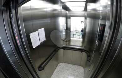 Imagem: O depósito possui 1 Vaga na garagem, 40m² de Área e está