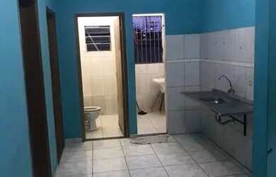 Imagem: O apartamento possui 2 Dormitórios, 1 Banheiro e está localizado