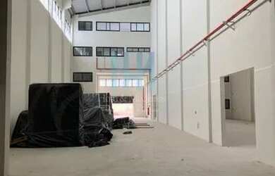 Imagem 4: Galpão para Locação em Itaquaquecetuba, Parque São Pedro, 12 banheiros