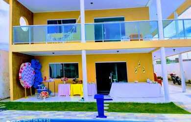 Imagem: A casa possui 5 Dormitórios, 5 Vagas na garagem e está localizado