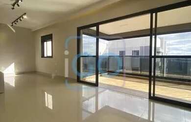 Imagem: O apartamento possui 3 Dormitórios, 4 Banheiros, 1 Vaga na