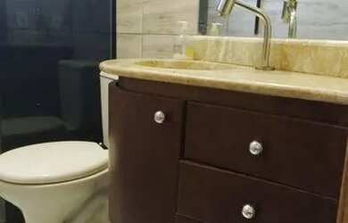 Imagem: A casa possui 2 Dormitórios, 1 Banheiro, 1 Vaga na garagem