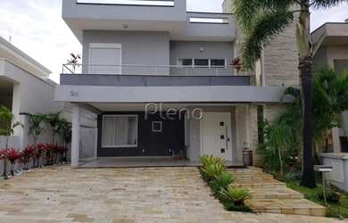 Imagem: A casa em condomínio possui 4 Dormitórios, 5 Banheiros, 4