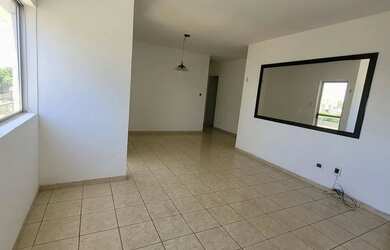 Imagem: O apartamento possui 4 Dormitórios, 3 Banheiros, 2 Vagas na