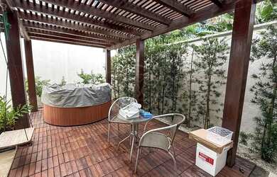 Imagem 13: BELÍSSIMA CASA MOBILIADA, MUITO LINDA NO ADRIANOPOLIS, SAINT TROPEZ