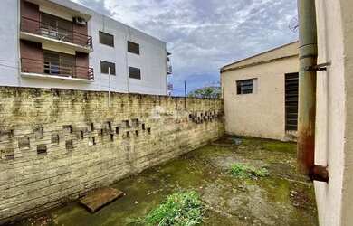 Imagem 14: Casa em Bairro bem localizado!!