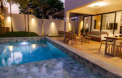 Imagem: A casa em condomínio possui 4 Dormitórios, 4 Banheiros, 2