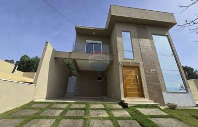 Imagem: A casa em condomínio possui 4 Dormitórios, 4 Banheiros, 4