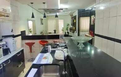 Imagem 3: Casa em Montes Claros, no bairro Guarujá, à venda