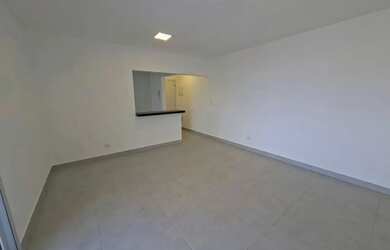 Imagem 2: Apartamento de Alto Padrão para Locação Vista Mar Andar Alto